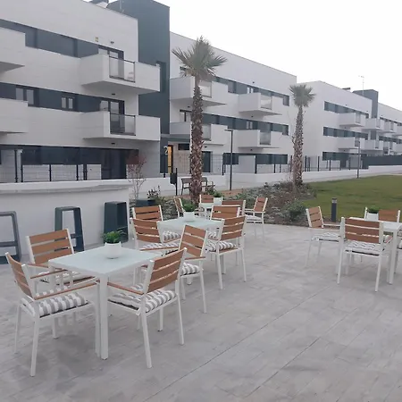 Apartment Bajo Con Jardin En Primera Linea De Playa